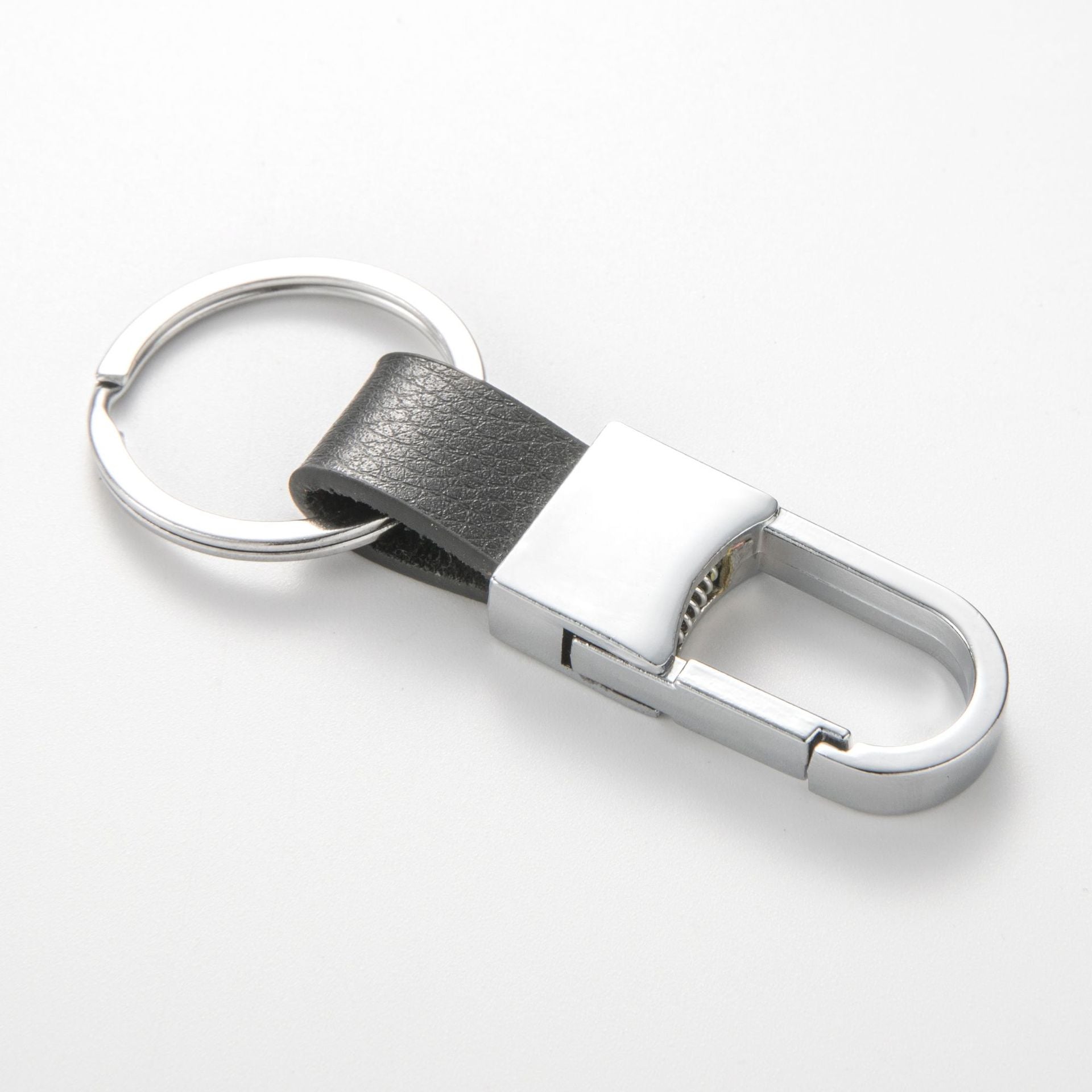 Wholesale Men's Leather Zinc Alloy Keychains